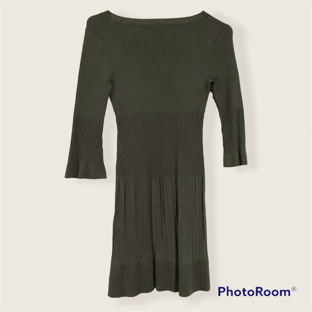 H&M DRESS SIZE XS - Picture 2 of 3